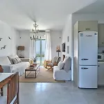 Joy With Private Pool, Close To Naoussa * Kostos