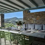Joy With Private Pool, Close To Naoussa * Kostos