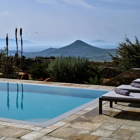 Joy With Private Pool, Close To Naoussa Kostos
