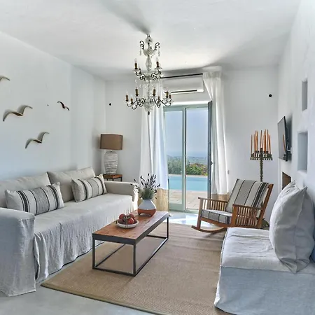 Joy With Private Pool, Close To Naoussa Villa