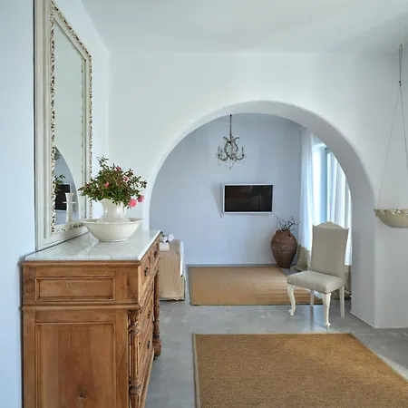 Joy With Private Pool, Close To Naoussa וילה Kostos