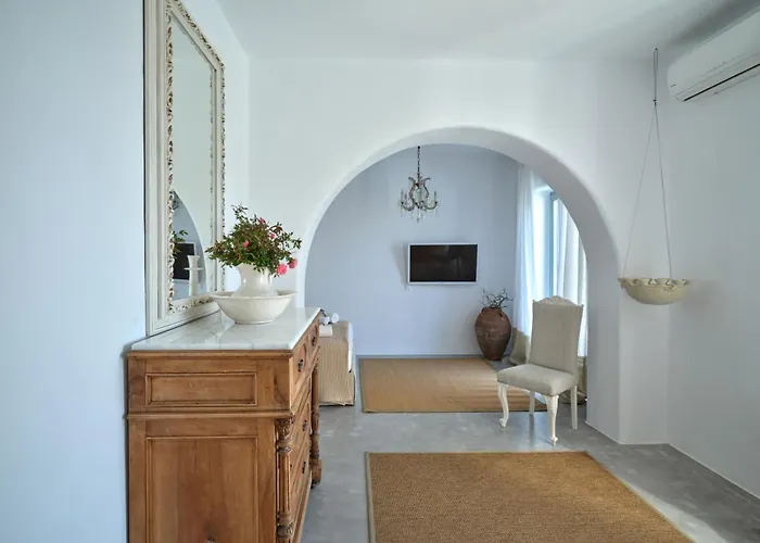 Joy With Private Pool, Close To Naoussa Βίλα Kostos